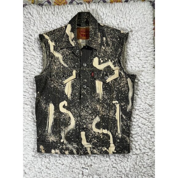 Levis Vest Jacket Mens Denim Med Distressed Splatter Paint - Picture 1 of 8